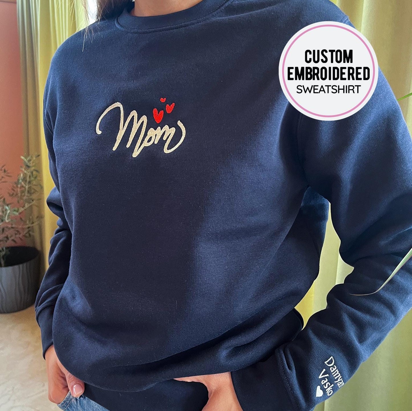 Personalized MOM Crewneck with Kids Names on Sleeve, Custom Mother's Day Embroidery Gift